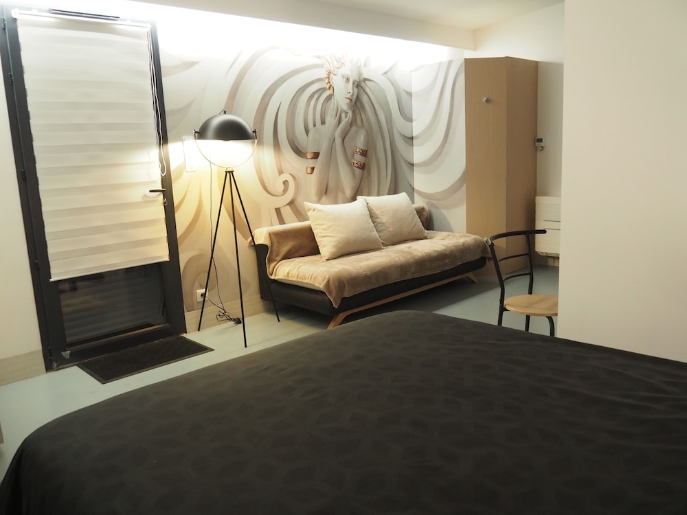 hotel room