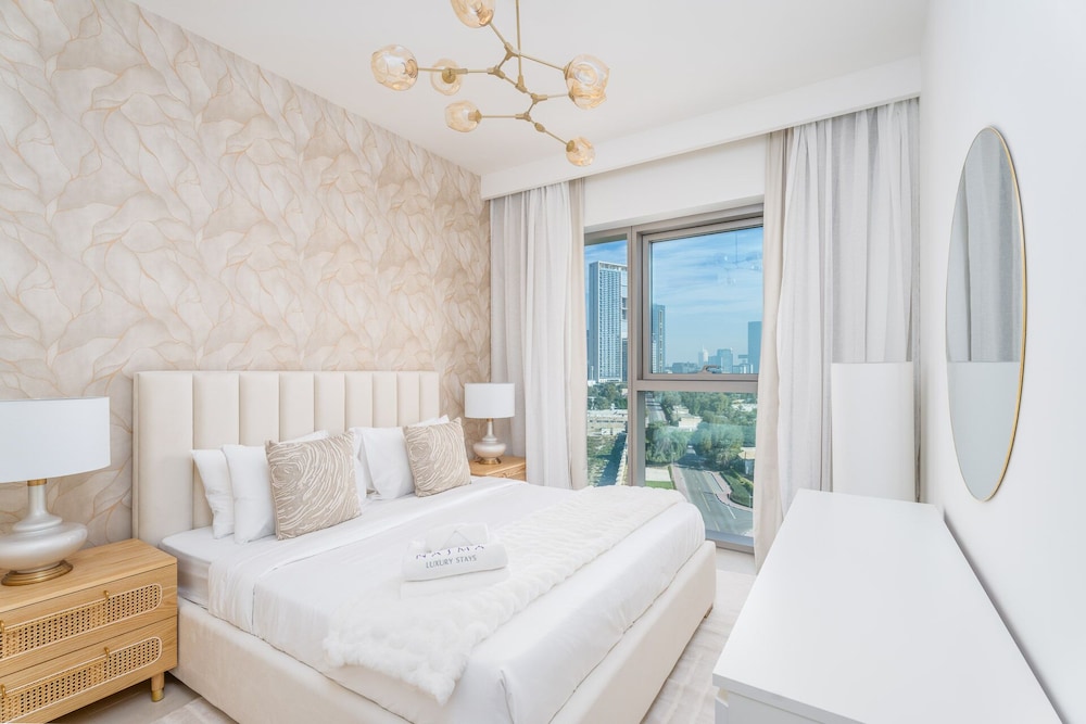Nasma Holiday Homes - Downtown Views II — hotel room