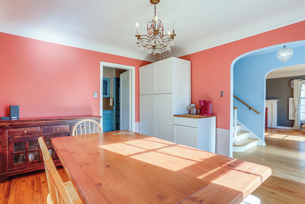 Half-mi to Unc: Historic Dtwn Greeley Home