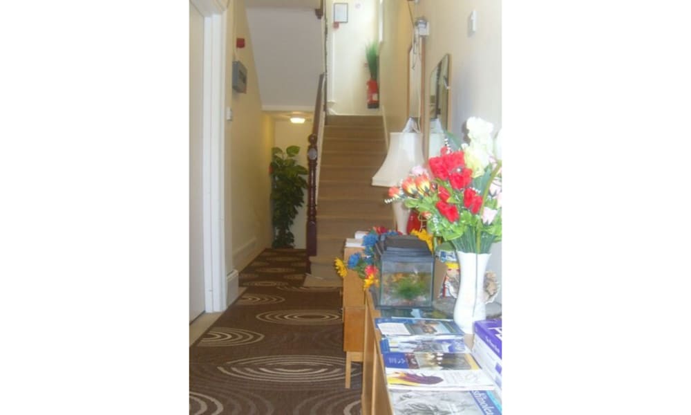Oxford Vacations - Athena Guest House - Property Image 29