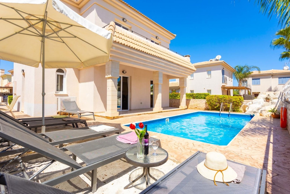 Villa Claudia in Paralimni
