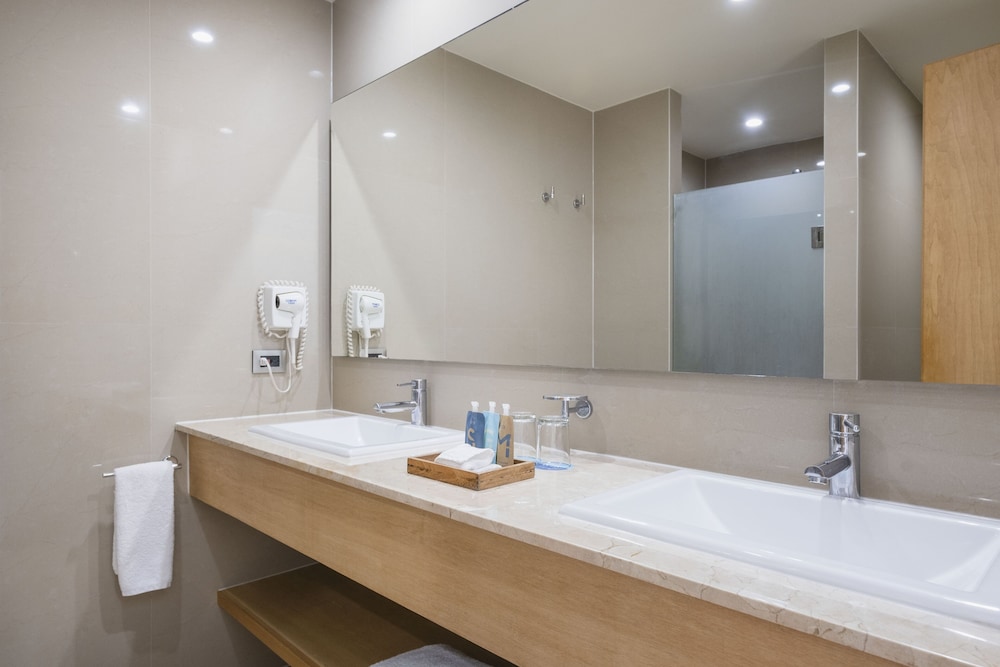 Hotel NYX Cancun All Inclusive
