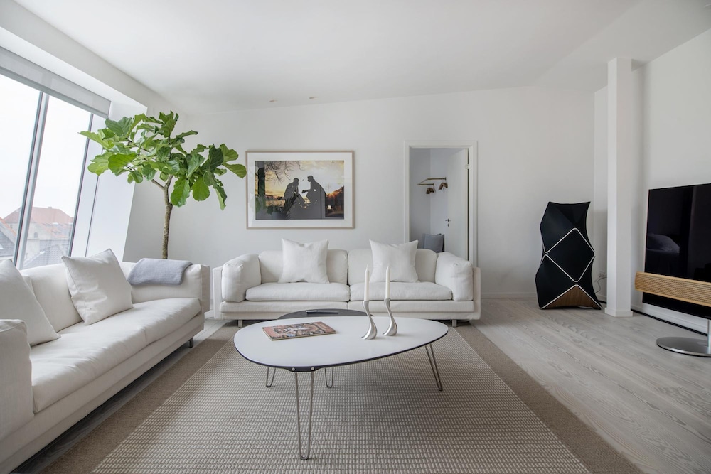 Dinesen Collection Signature Penthouse by Royal Theatre