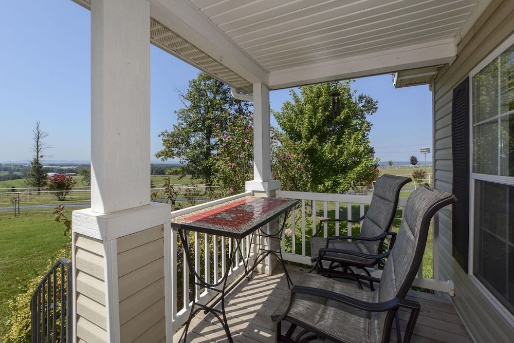 Omaha Vacations - Llama House - Property Image 67