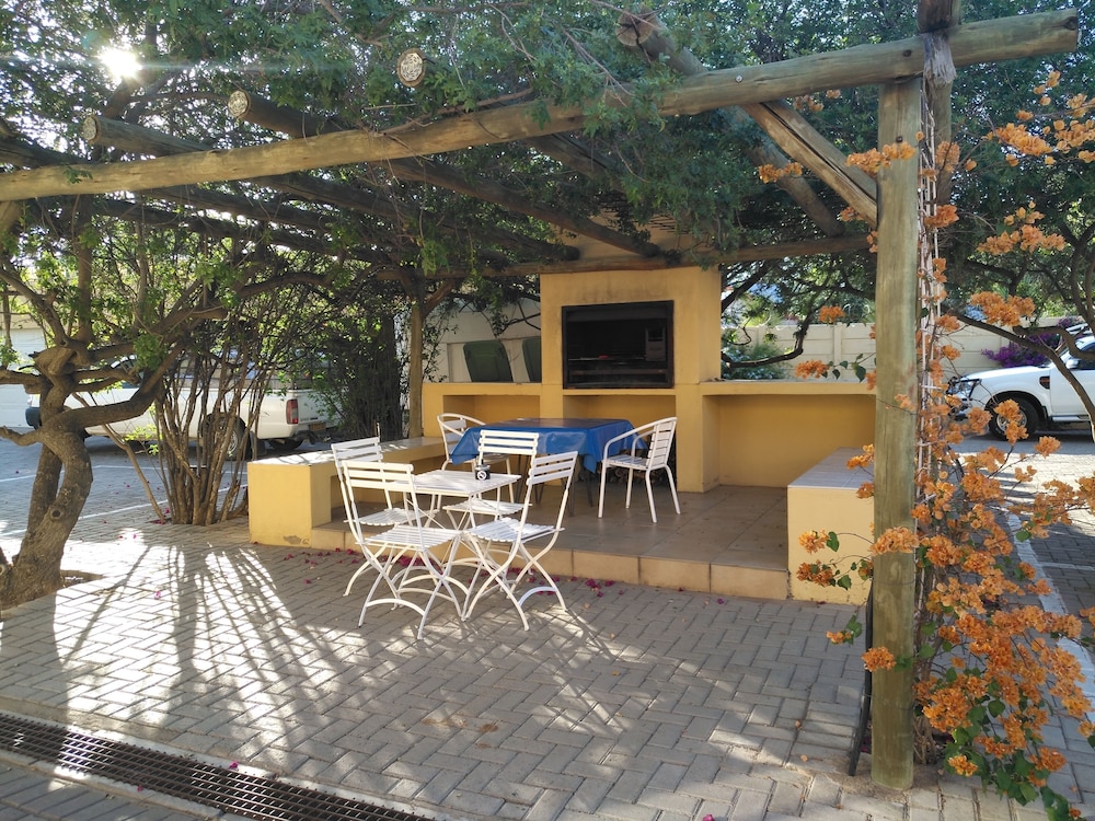 Capbon Guesthouse