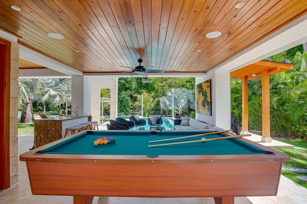 Spectacular 6 BR Luxury Villa in Punta Cana