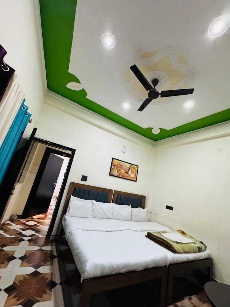 Royal Guest House