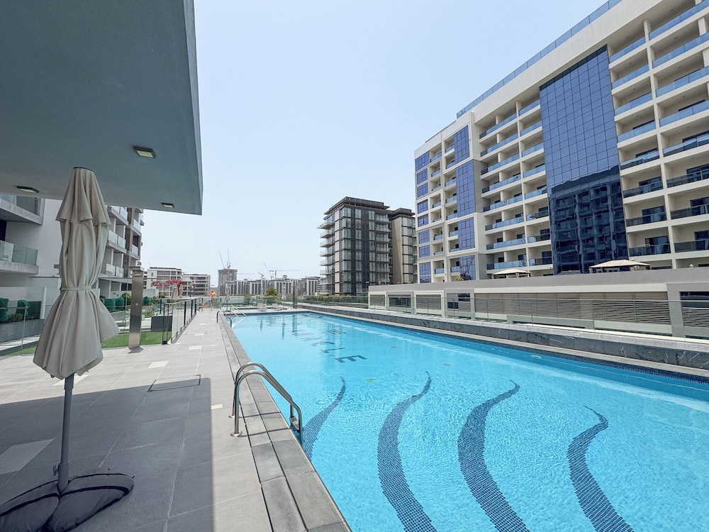 The Pinnacle near Dubai Hills Mall