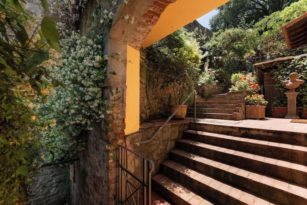 Villa Angela