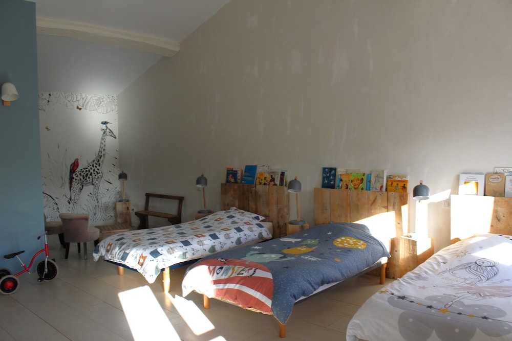 Photo 23