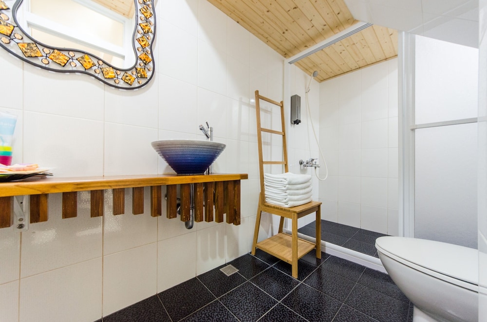 124 Lane Garden B&B