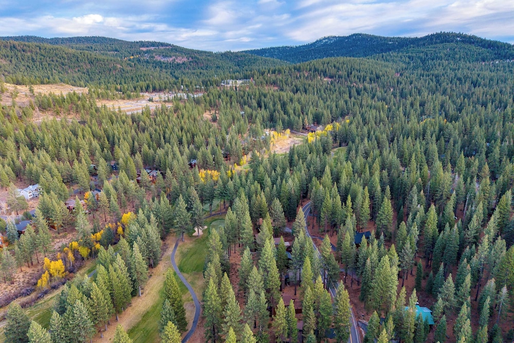 Northstar Hideaway by Avantstay 5mins to Skiing!