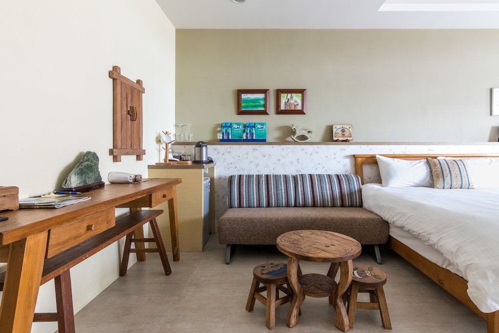 Jhongshan Building B&B