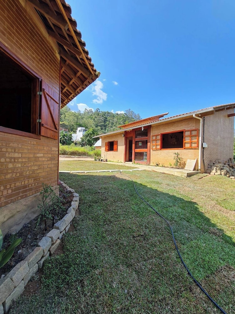 Hospedagem Casa Do Chapéu Caparaó - Cabana Lua