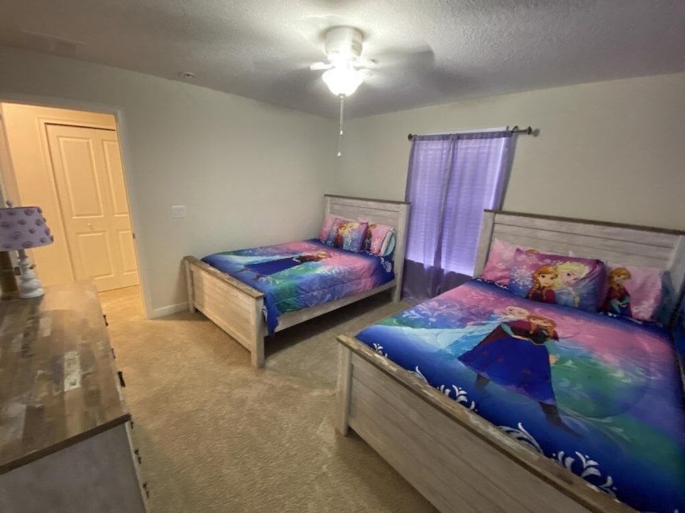 Luxurious 6br Villa In Champions Gate Pool, Spa & Near Disney 6 Bedroom Villa