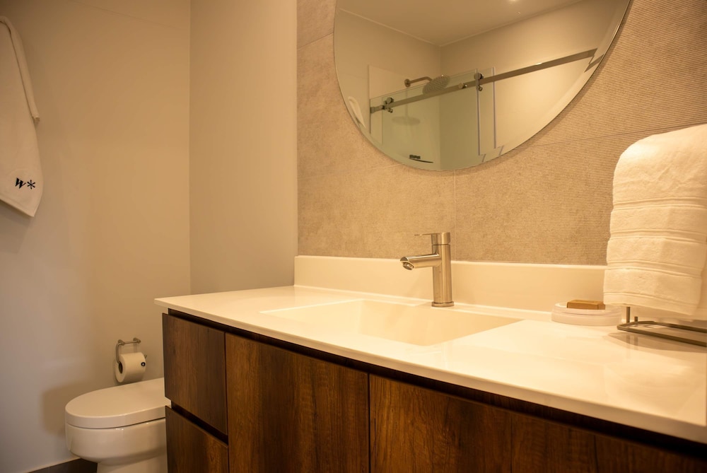 Charming 3BR w Amazing Pool in Miraflores