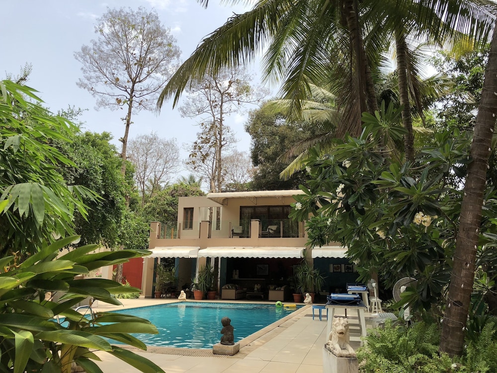 Mango Beach House Kihim Alibaug