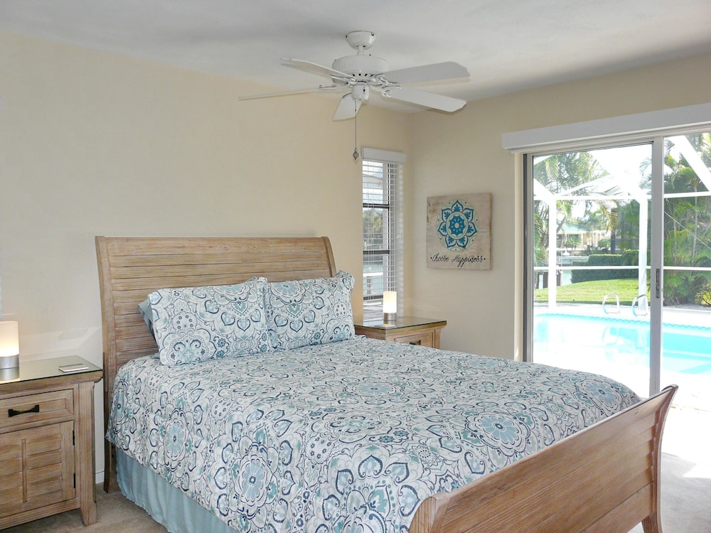 Delightful Home With Pool and Direct Boating Access view 4