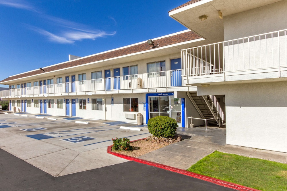 Motel 6 Phoenix North - Bell Road