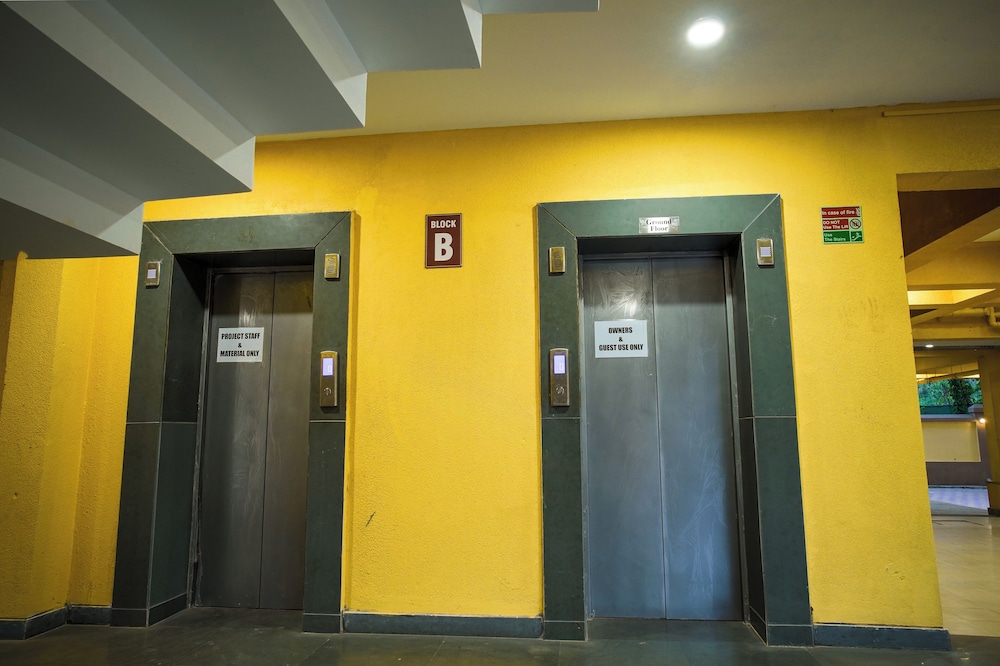 Alaya Stays Veera Marina 1BHK with Pool