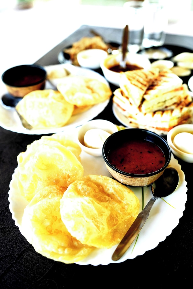Gram Bangla Retreat