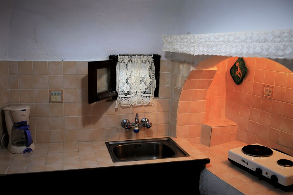 My Catsle Cave est 1899 view 2