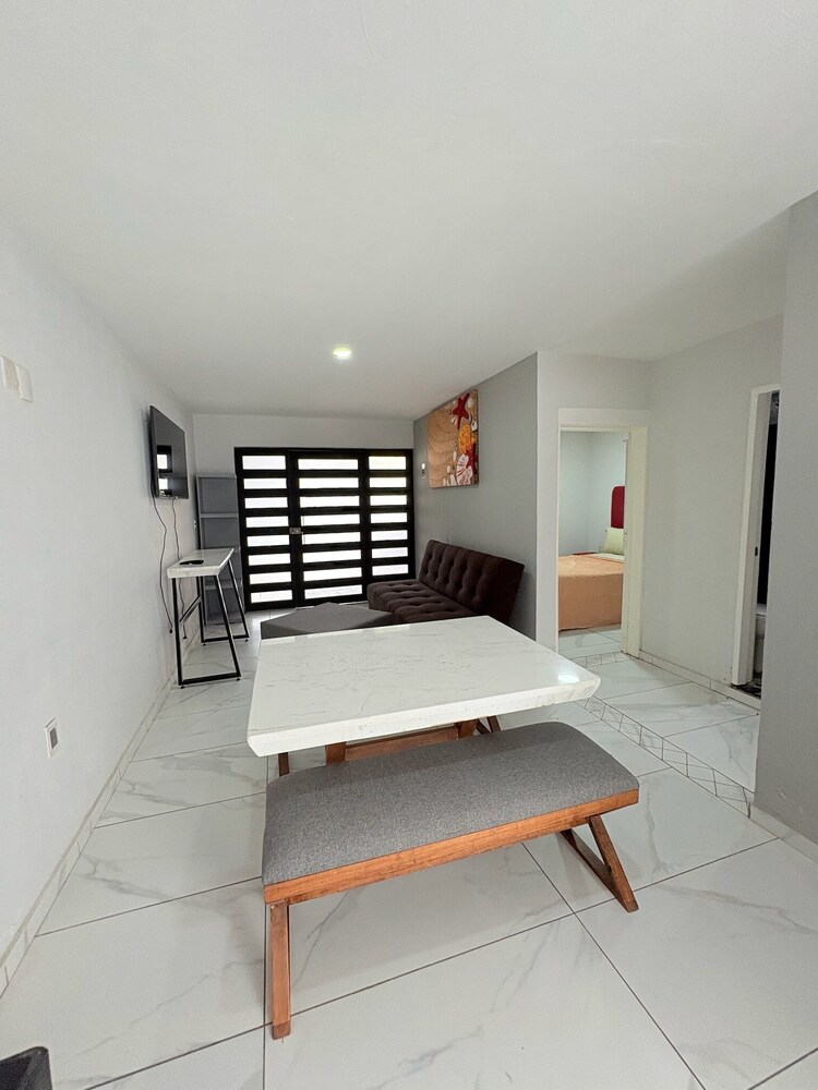 Departamento Santa Lucía Basilio Badillo