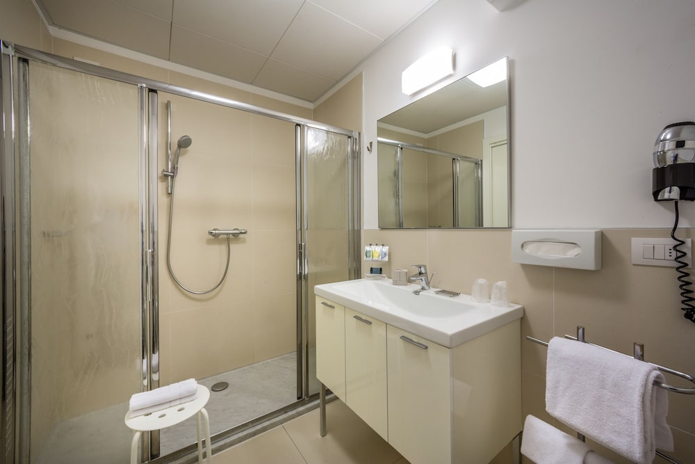 Hotel Forlanini52 Parma