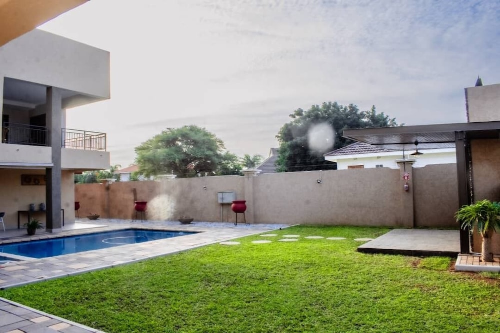 Escapade Lux Guesthouse