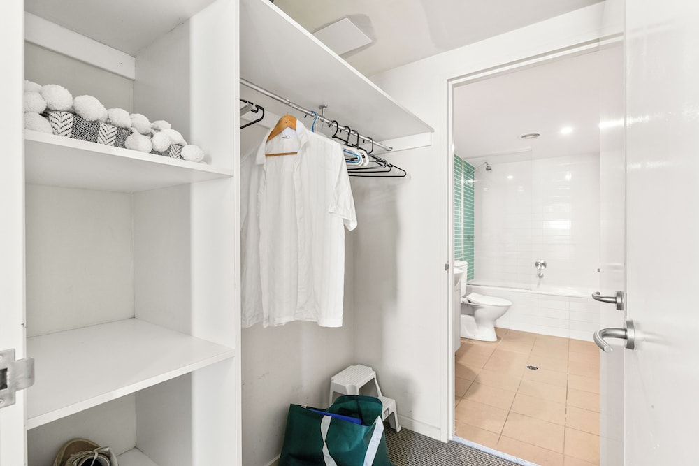 Burleigh Bliss Coastal Hideaway