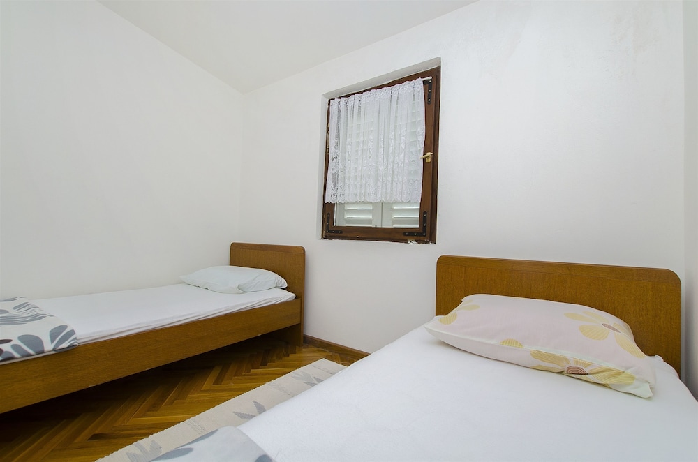 Apartments Vladimir view 4