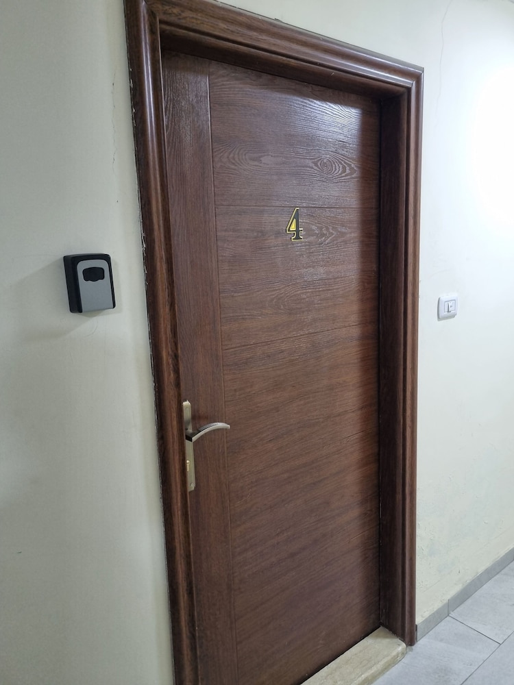 Amman Apartment With Electric Heating & Wifi