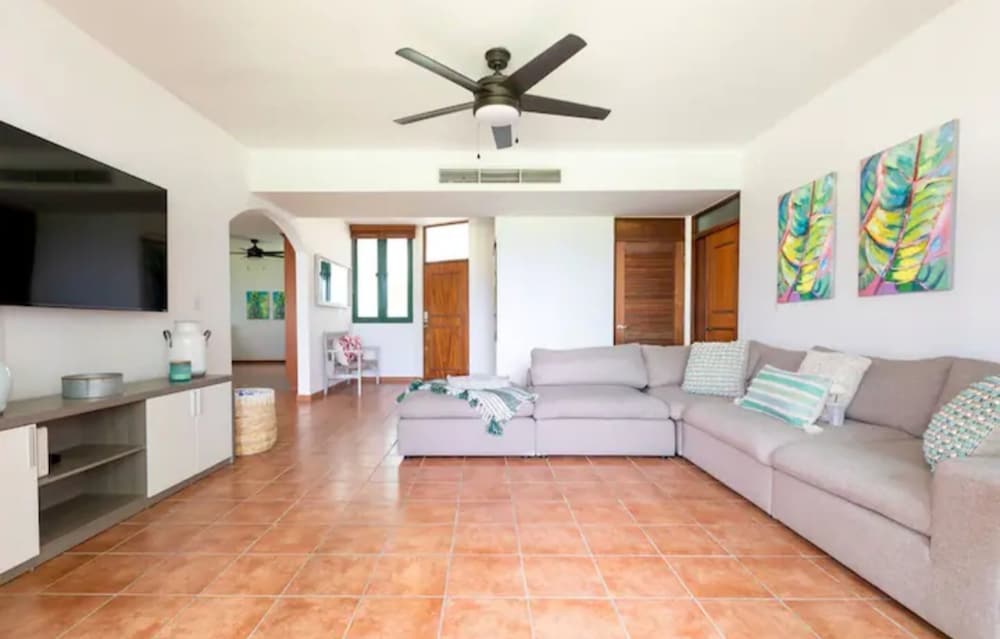 Golfside Villas - Property Image 137