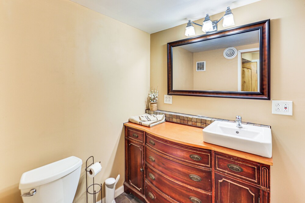 Walkable Studio in the Heart of Pittsburgh!