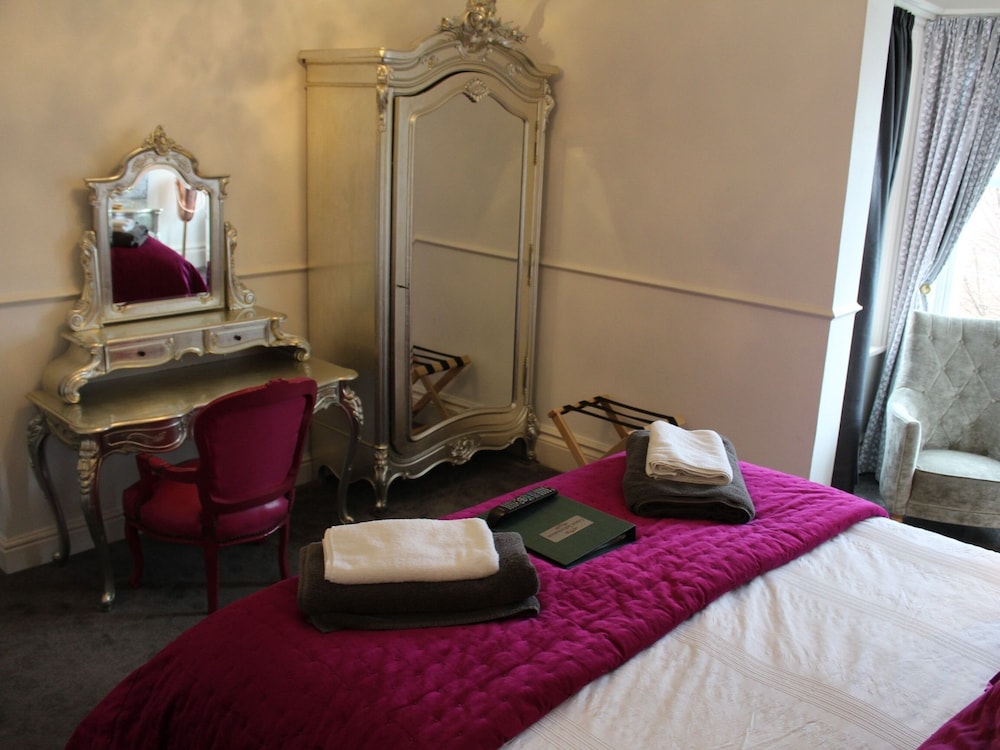 Copper Beech House
