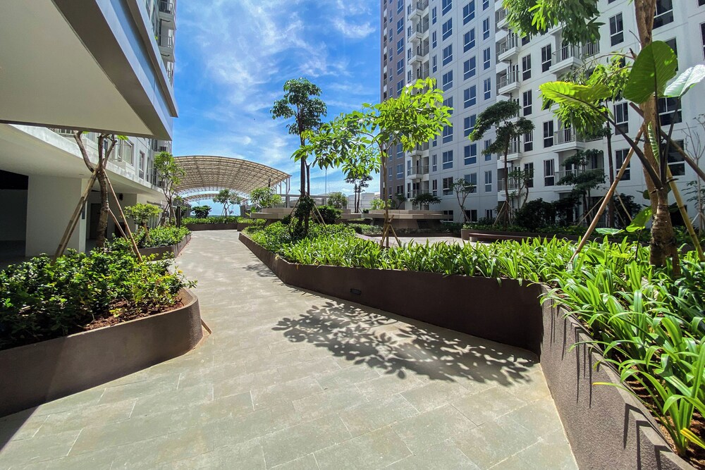 Spacious And Homey Corner 2Br Tokyo Riverside Pik 2 Apartment