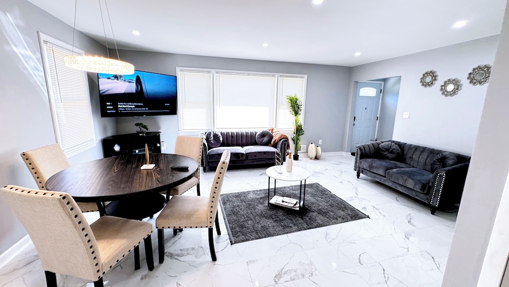 Class Home by DC Fedex Field and UMD - Image 5