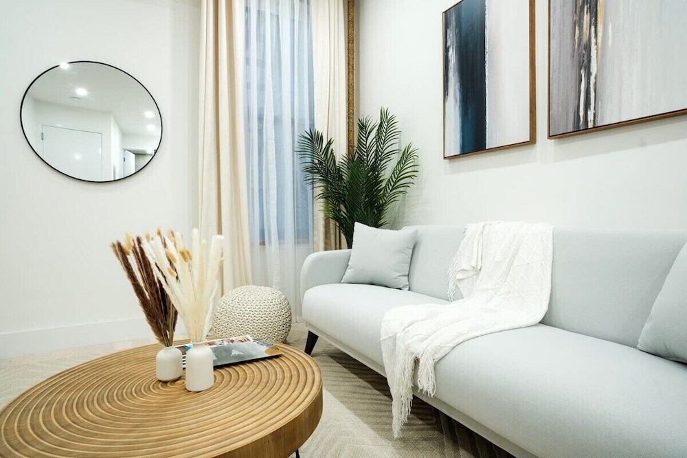 317 UES Apartments