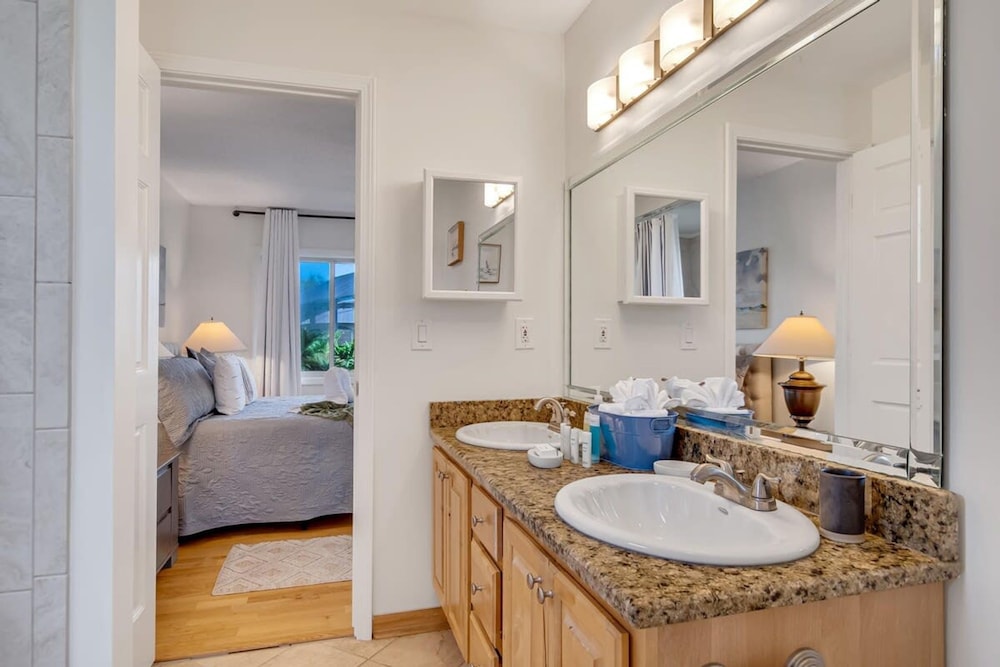 Saltwater Canal Home Heated Pool 3 2 2 Gorgeous Pets Welcome