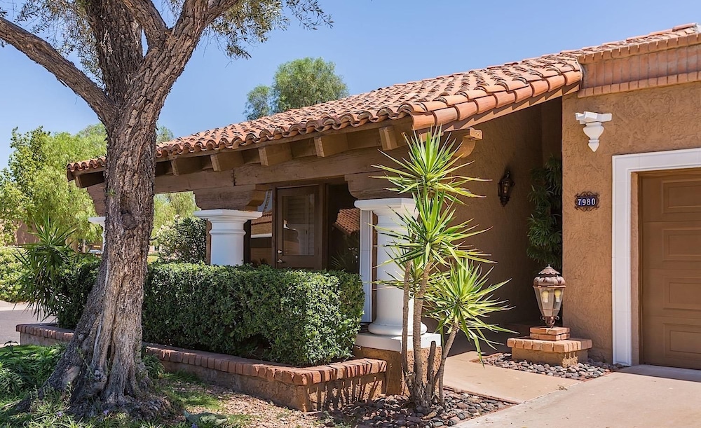 McCormick Ranch Santa Fe Home By Signature Vacation Rentals