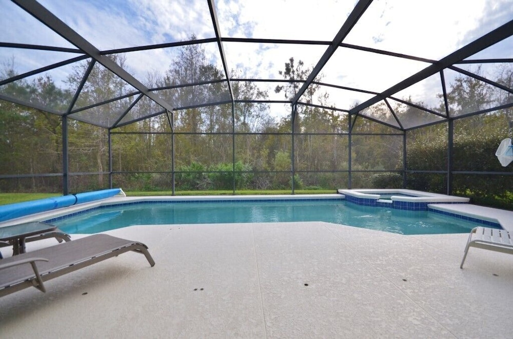 193rwc Luxury 5 Bed Pool Villa - Image 2