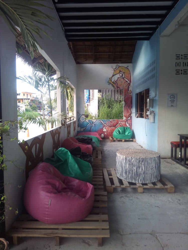 Gecko Republic Jungle Hostel