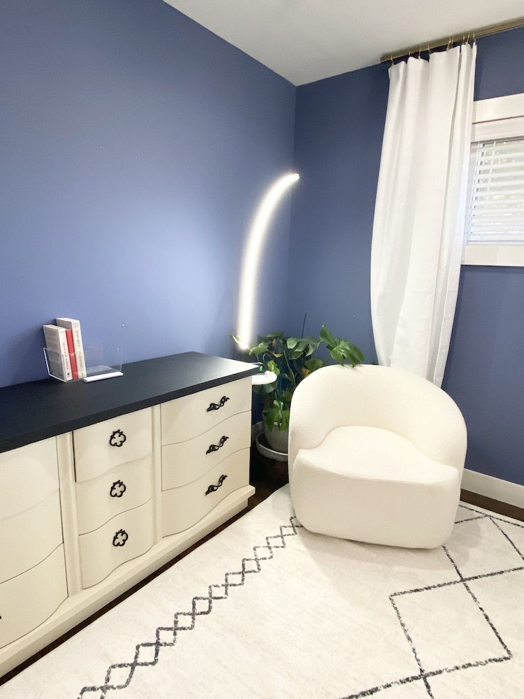 Uptown French Haven 3 Bedroom Residence