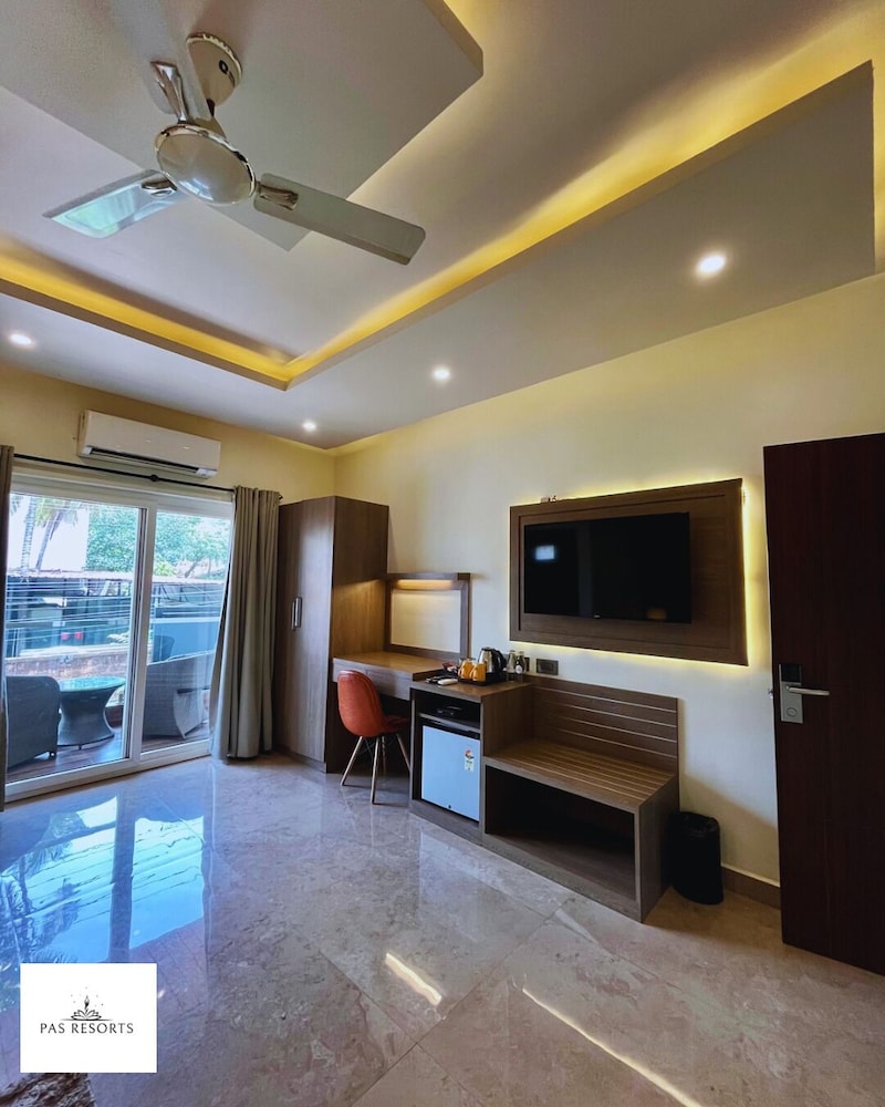 PAS RESORTS