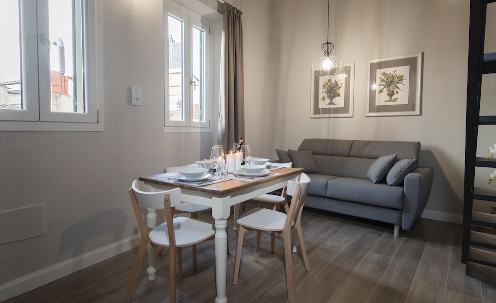 Le Fiorentine Boutique Apartments