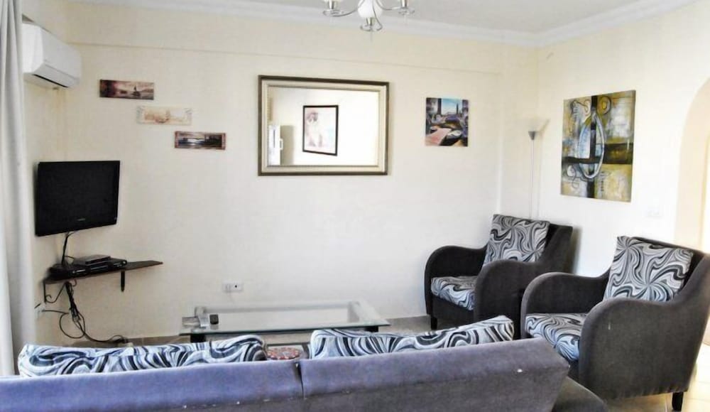 Turquoise Homes Adabuku 2 Bedrooms Pool