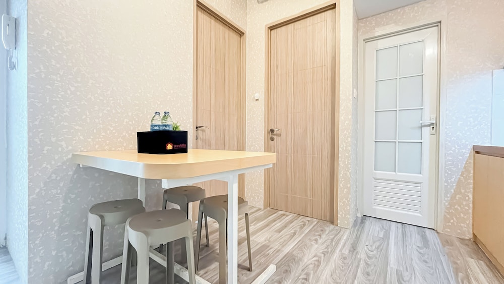 Minimalist Wooden Tone 2Br At Tokyo Riverside Pik 2 Apartment