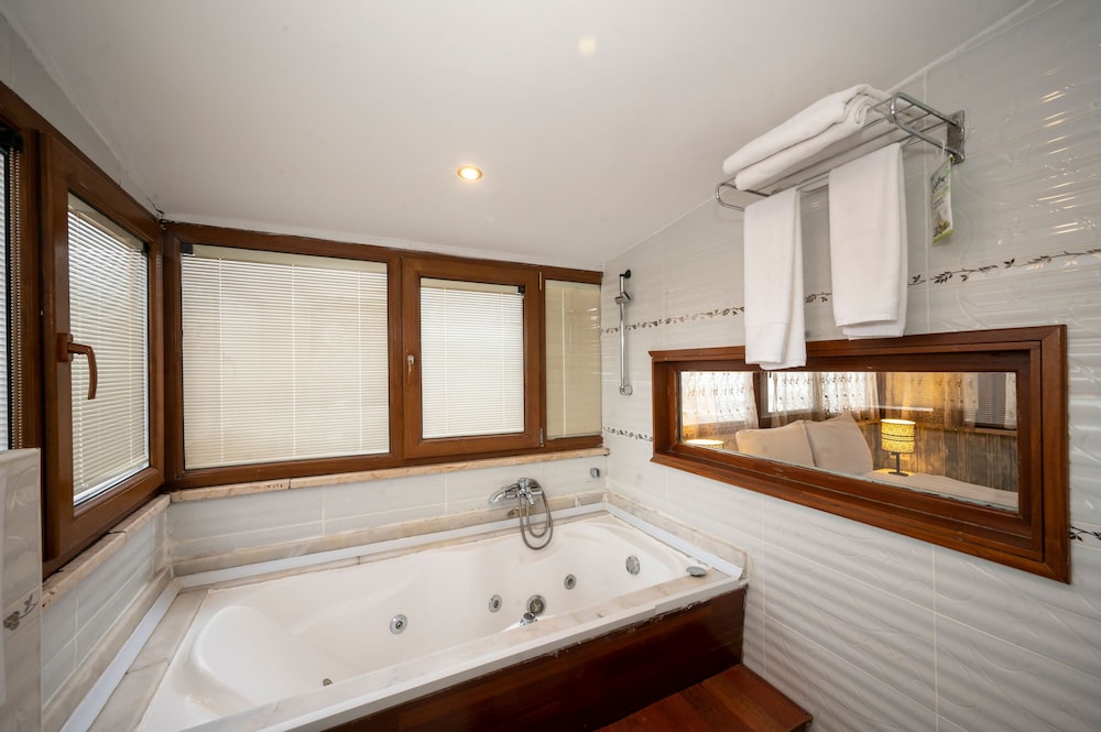 Fuat Bey Palace Otel & Spa - Image 86