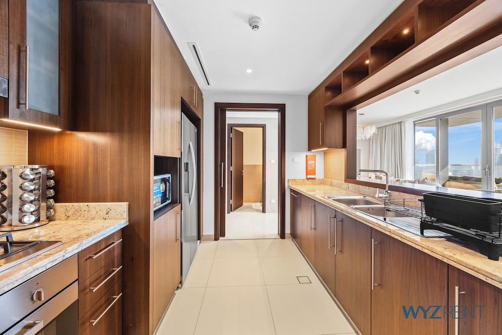 Prestigious 3.5 BR in Boulevard