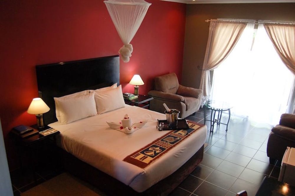 Kamanga Safari Hotel
